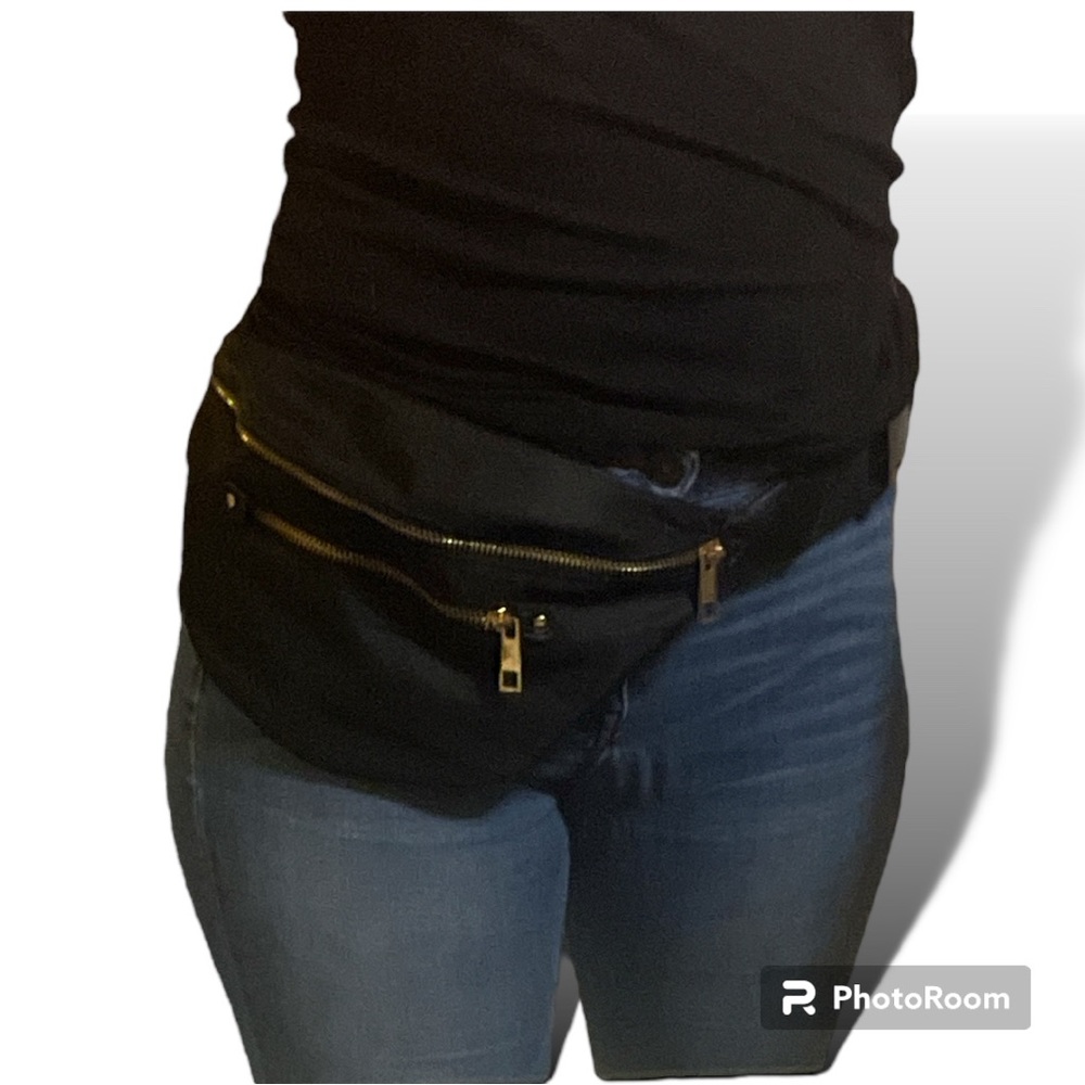 Black Fanny pack
